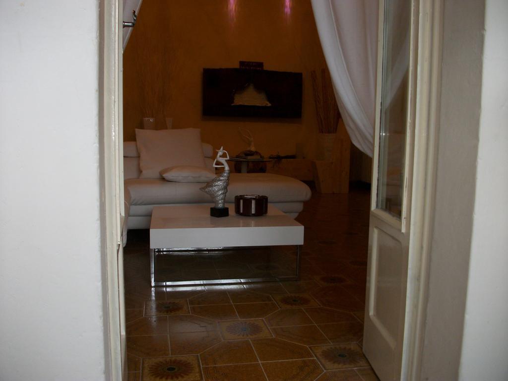 La Loggia Di Federico Hotel Navelli Cameră foto